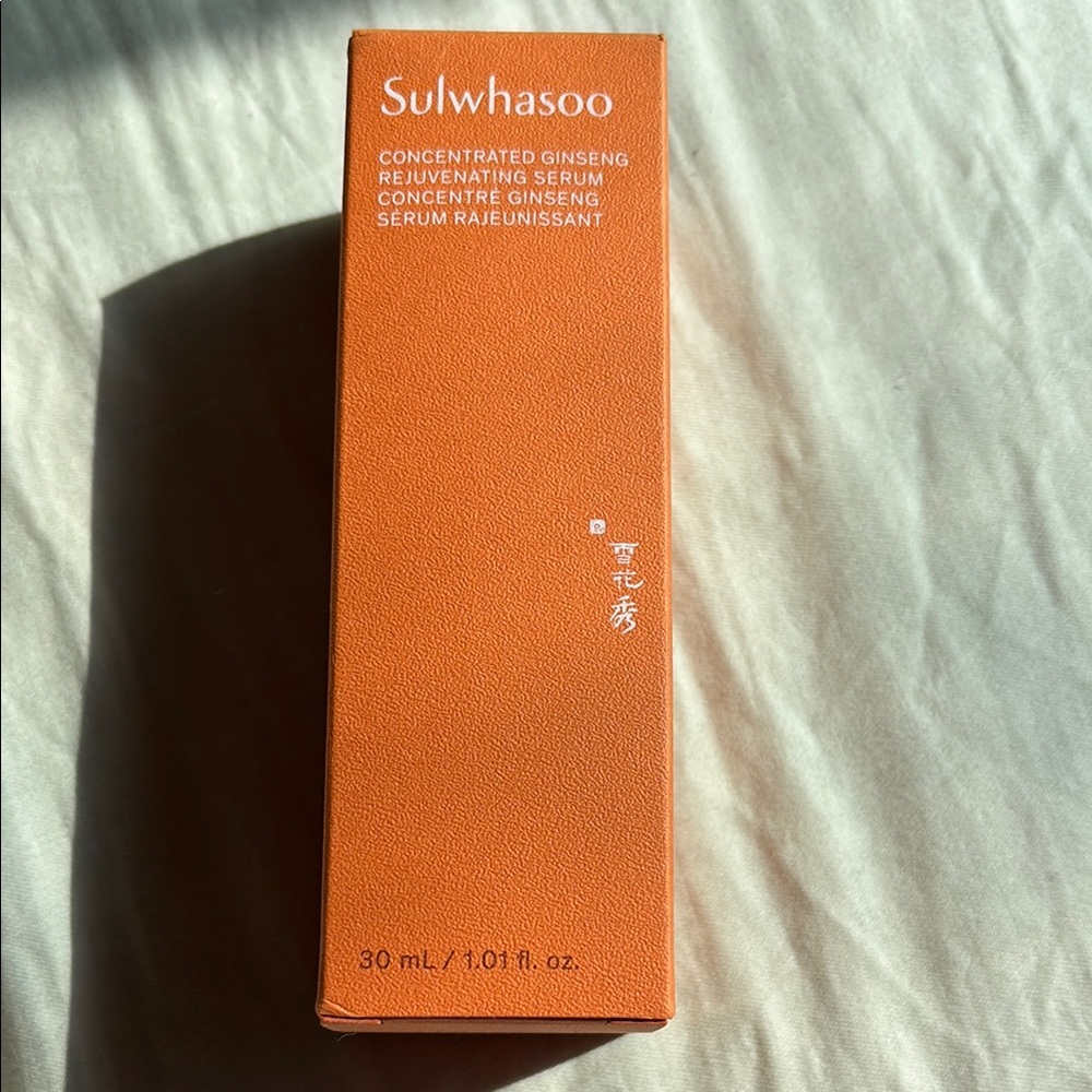 Sulwhasoo Concentrated Ginseng Rejuvenating S3rum - Picture 2 of 8